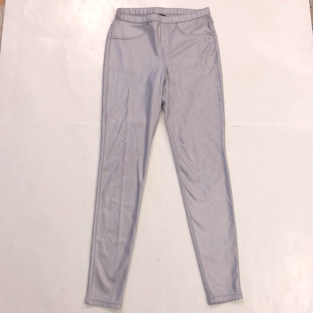 Hue S Jeggings Stylish Silver Gray Skinny Pants back Pockets Excellent Condition